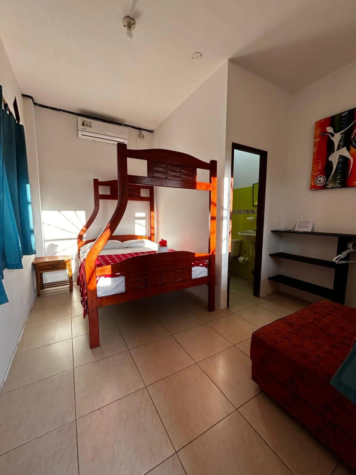 Hostal Casa Taisha Montanita Bagian luar foto
