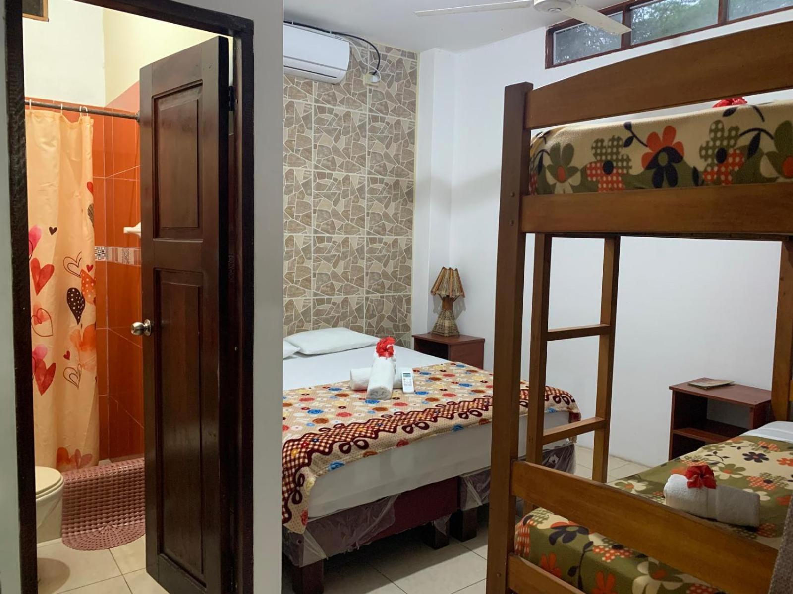Hostal Casa Taisha Montanita Bagian luar foto