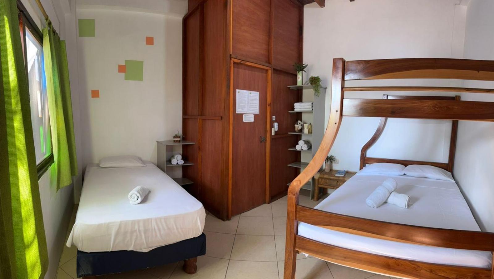 Hostal Casa Taisha Montanita Bagian luar foto
